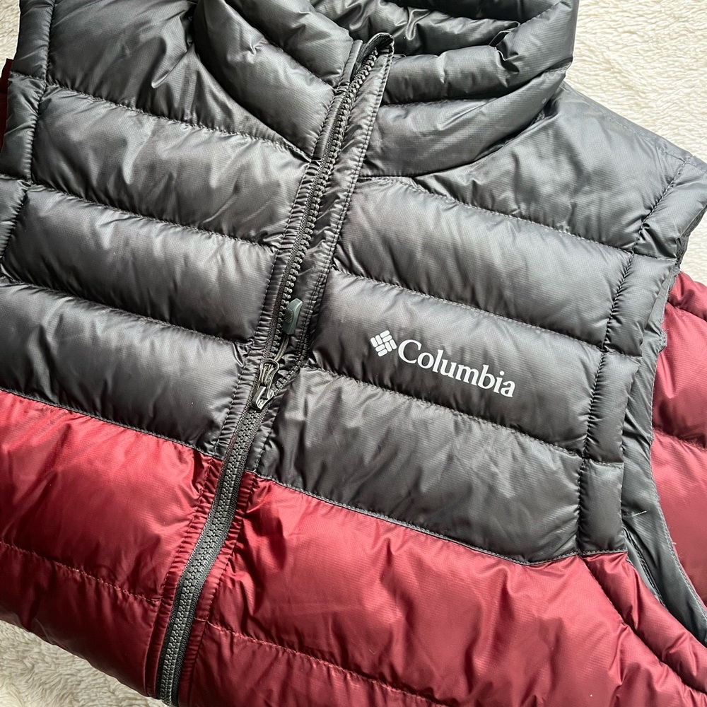 Columbia Women’s Two-Tone Quilted Vest